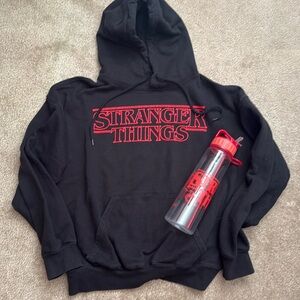 Netflix Stranger Things Size M juniors sweat shirt hoodie & water bottle